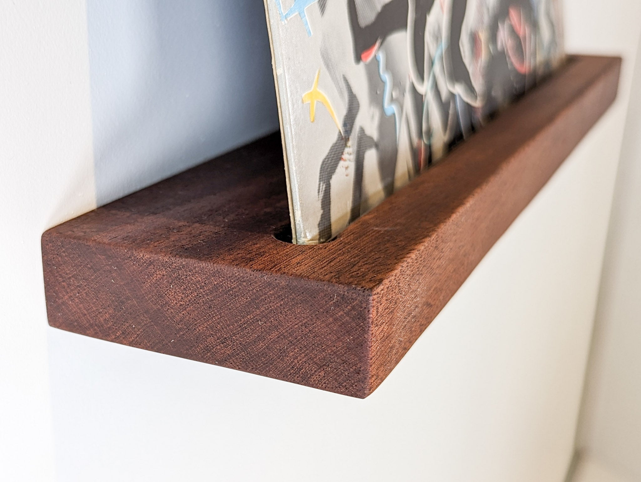Long floating shelves in mahogany – NookWoodworking